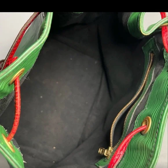 Louis Vuitton Epi Bicolor Green Noe PM - Picture 5 of 9